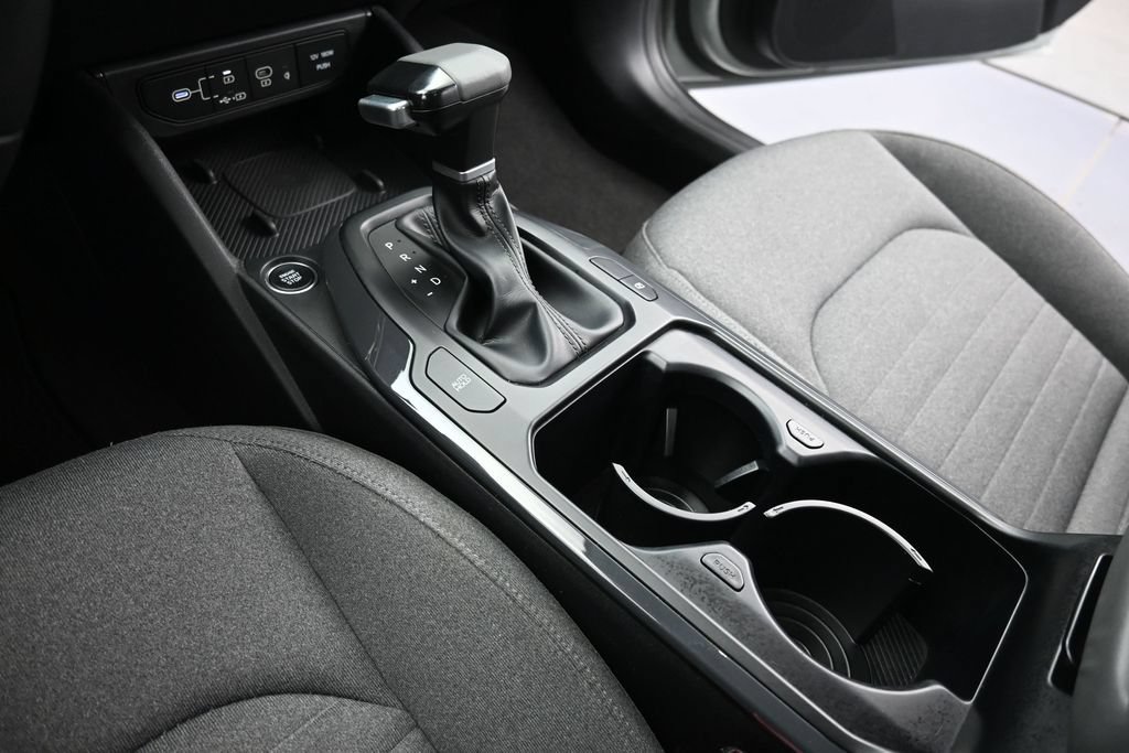 Used 2025 Kia K4 EX FWD image 3