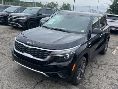 Used 2023 Kia Seltos LX
