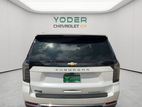 Used 2025 Chevrolet Suburban Premier AWD/4WD image 58