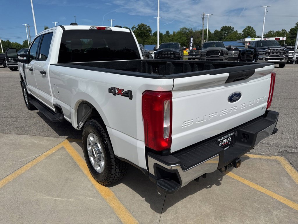 Used 2024 Ford F250 XLT AWD/4WD image 10