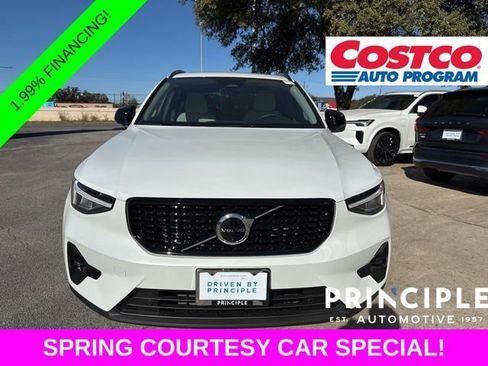 New 2026 Volvo XC40 B4 Plus FWD image 3