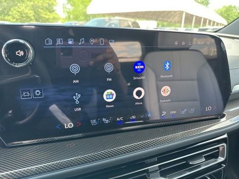 New 2025 Chevrolet Traverse High Country image 27