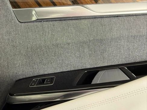 New 2026 Cadillac Escalade Platinum Luxury image 38