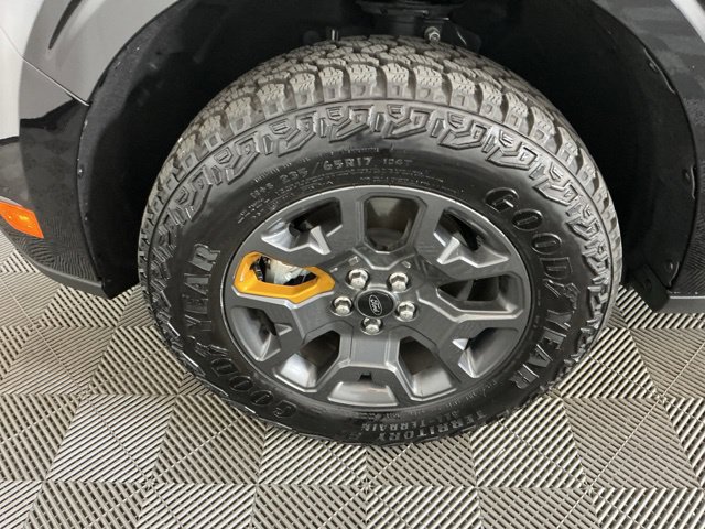 Used 2026 Ford Maverick Tremor AWD/4WD image 32