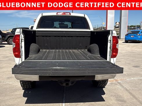 Used 2016 Toyota Tundra SR5 w/ SR5 Upgrade Package image 23