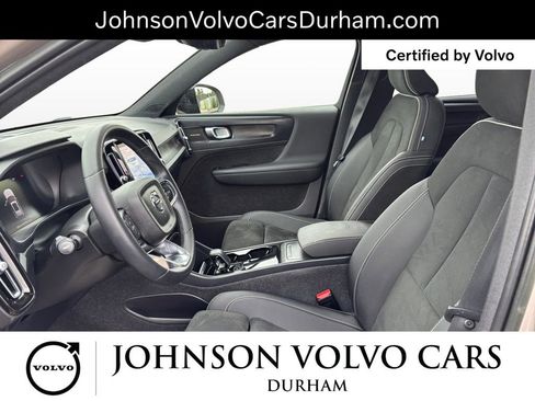 Certified 2023 Volvo XC40 Recharge Ultimate image 14