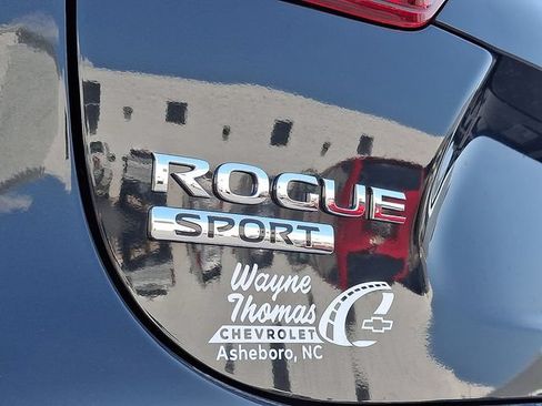 Used 2020 Nissan Rogue Sport SV w/ Technology Package AWD/4WD image 30