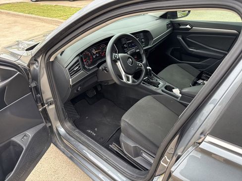 Used 2020 Volkswagen Jetta S w/ Driver Assistance Package image 20