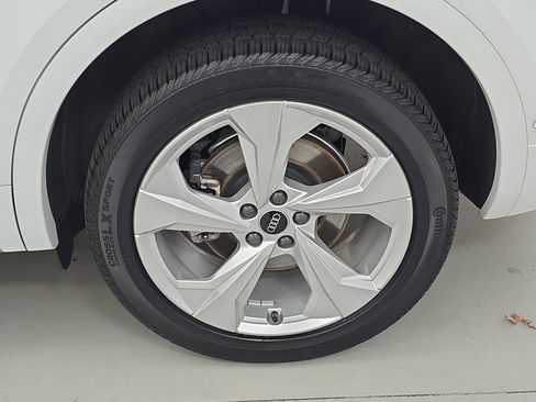 Used 2024 Audi Q5 2.0T Prestige image 33