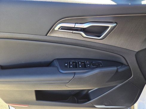 New 2026 Kia Sportage X-Line w/ X-Line Premium Package image 10