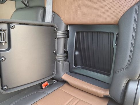 Used 2026 Chevrolet Silverado 1500 High Country AWD/4WD image 14