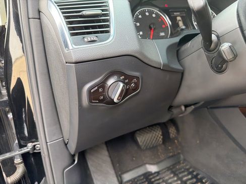 Used 2011 Audi Q5 2.0T Premium Plus AWD/4WD image 41
