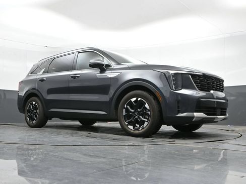 Used 2024 Kia Sorento S FWD image 43