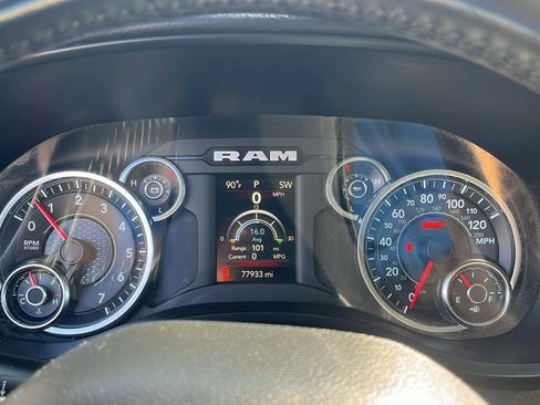Used 2021 RAM 1500 Big Horn image 15