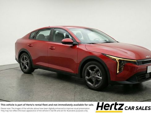 Used 2025 Kia K4 FWD image 1