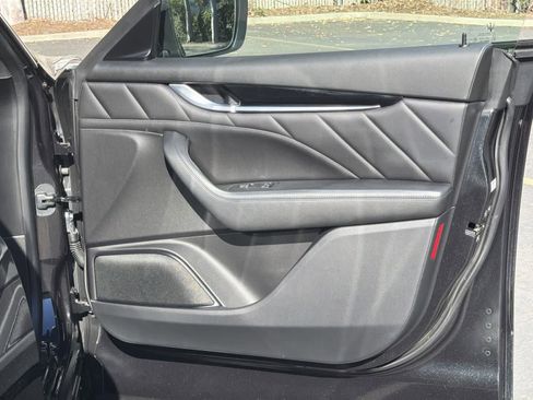 Used 2022 Maserati Levante GT image 35