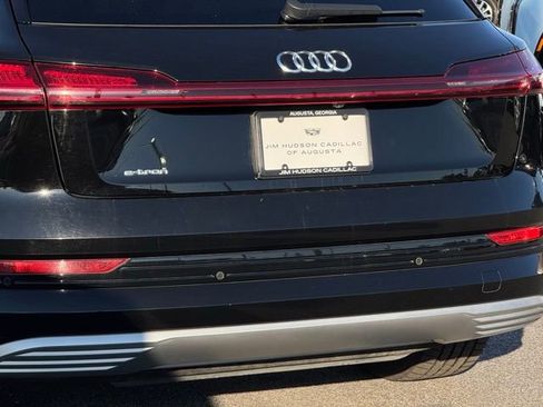 Used 2019 Audi e-tron Premium Plus image 9