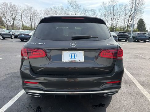 Used 2022 Mercedes-Benz GLC 300 4MATIC image 4