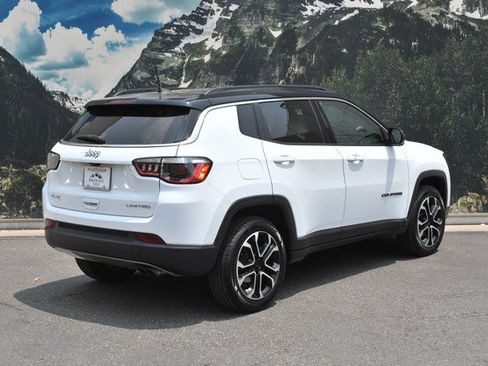 Used 2022 Jeep Compass Limited AWD/4WD image 3