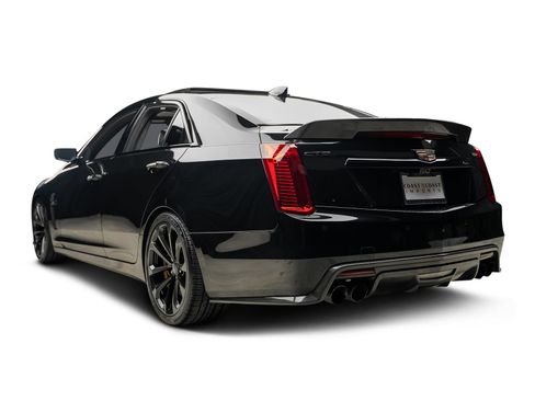 Used 2017 Cadillac CTS V w/ Carbon Fiber Package RWD image 12