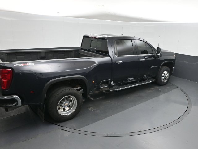 Used 2024 Chevrolet Silverado 3500 LTZ w/ LTZ Plus Package AWD/4WD image 32