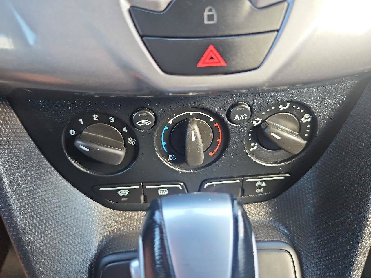 Used 2017 Ford Transit Connect XLT FWD image 30