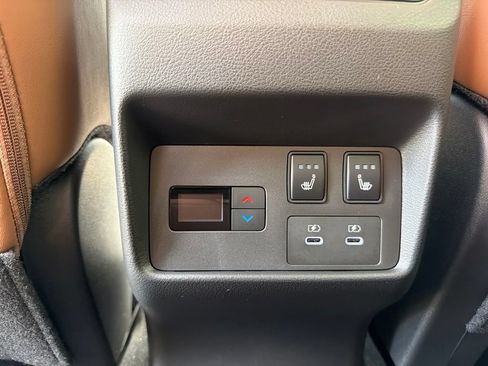 New 2026 Nissan Rogue Platinum w/ Platinum Premium Package AWD/4WD image 18