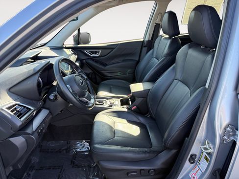 Used 2020 Subaru Forester Limited w/ Popular Package #3 AWD/4WD image 10