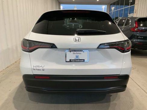 New 2026 Honda HR-V LX image 18