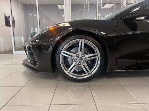 Used 2023 Chevrolet Corvette Stingray Preferred Conv w/ Chrome Exterior Badge Package image 7