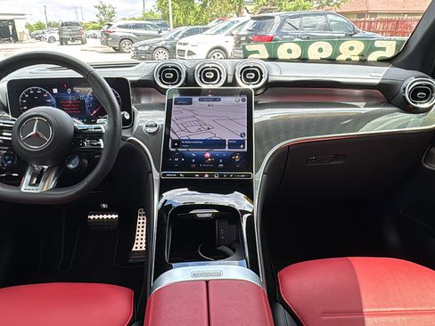 Used 2024 Mercedes-Benz GLC 43 AMG 4MATIC image 17