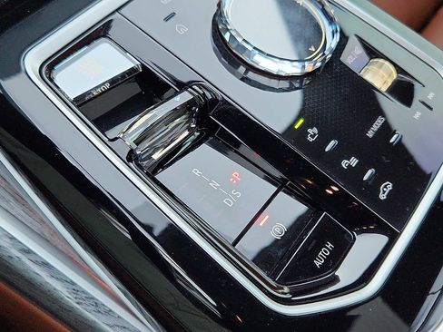 Certified 2024 BMW 760i xDrive 760i xDrive image 14