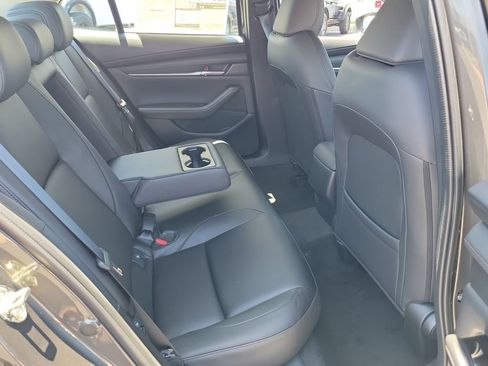 New 2026 MAZDA MAZDA3 2.5 S Sedan w/ Preferred Pkg FWD image 18