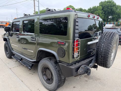 Used 2004 HUMMER H2 w/ Preferred Equipment Group AWD/4WD image 5