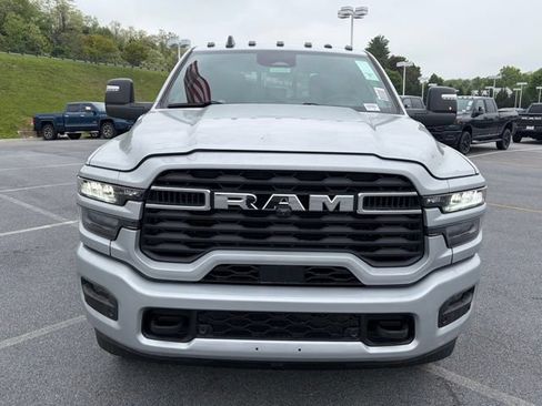 New 2026 RAM 2500 Big Horn AWD/4WD image 10