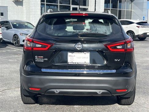 Used 2020 Nissan Rogue Sport SV image 24