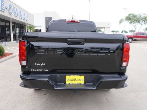 Used 2023 Chevrolet Colorado Trail Boss AWD/4WD image 5