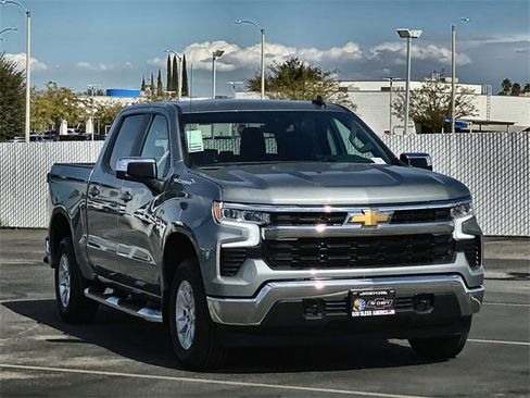Used 2026 Chevrolet Silverado 1500 LT w/ Protection Package image 3