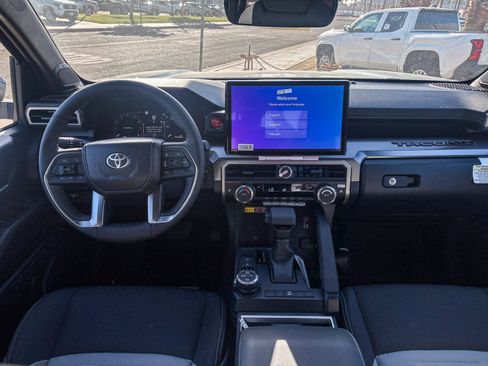 New 2026 Toyota Tacoma TRD Off-Road AWD/4WD image 15