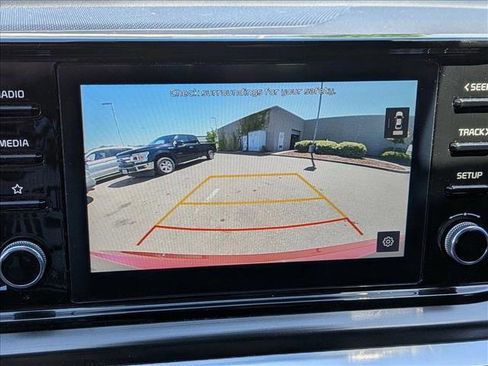 Used 2021 Kia K5 GT FWD image 12