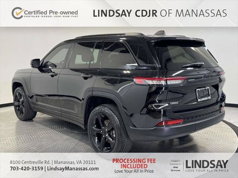 Certified 2023 Jeep Grand Cherokee Altitude AWD/4WD image 7