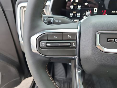 New 2026 GMC Canyon Denali w/ LPO, Denali Black Edition AWD/4WD image 39