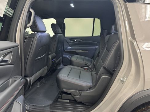New 2026 Chevrolet Traverse Z71 AWD/4WD image 16