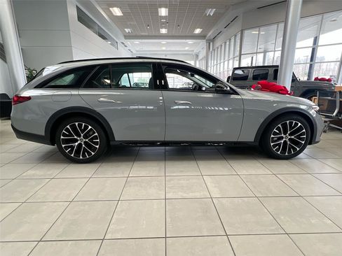 New 2026 Mercedes-Benz E 450 4MATIC All-Terrain Wagon image 7