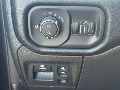 Used 2026 RAM 1500 Big Horn AWD/4WD image 19
