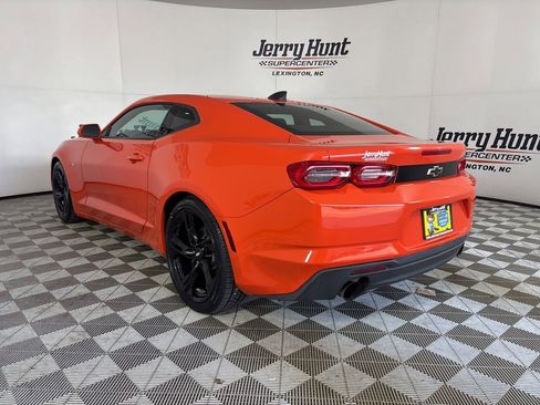 Used 2019 Chevrolet Camaro LT w/ Technology Package image 8