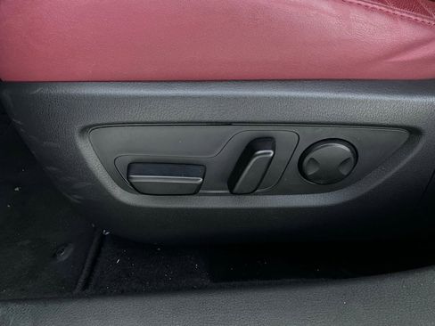 Used 2025 MAZDA CX-30 AWD 2.5 S w/ Preferred Package image 11