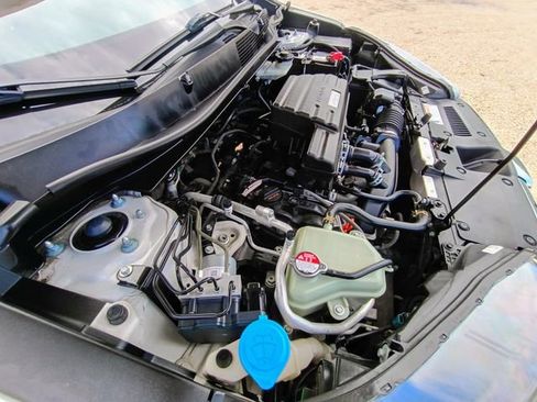 Used 2018 Honda CR-V EX image 57