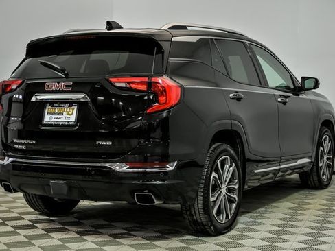 Used 2019 GMC Terrain Denali w/ Advanced Safety Package image 7
