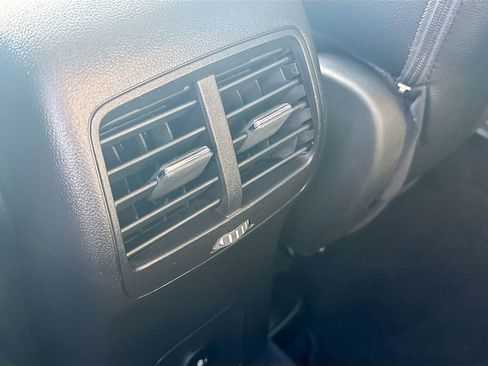 Certified 2023 Ford Escape Platinum w/ Premium Technology Package image 21